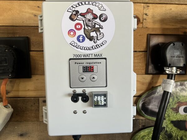 240-volt SCR controller box for distilling.